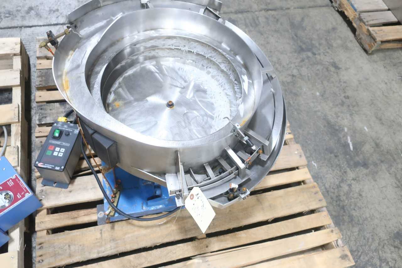 LOT OF 3 ASSORTED VIBRATION BOWL FEEDERS, ARTHUR G RUSSEL VBF VIBRO BLOCK - INDUSTRIAL PARTS