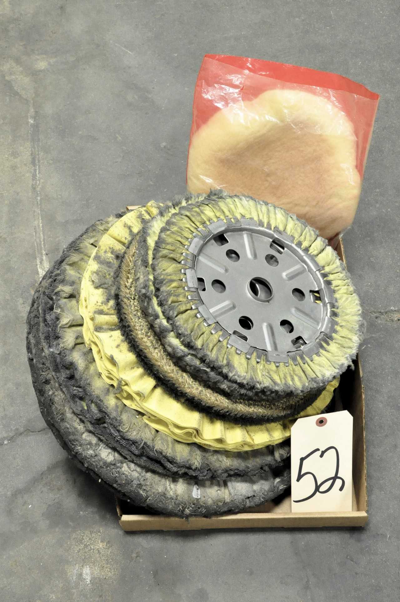 Lot Floor Buffing and Cleaning Pads in 1 Box - PLANT & FACILITY