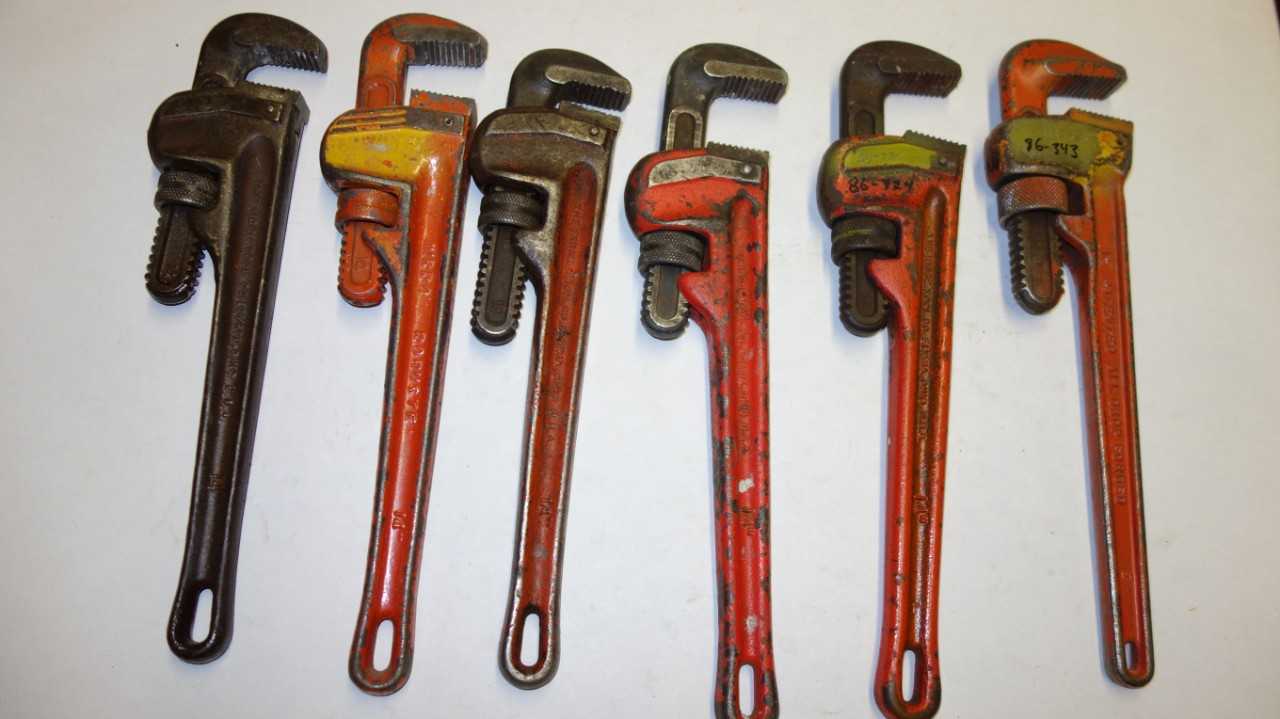 LOT OF 6 RIDGID 14 IN ADJUSTABLE PIPE WRENCHES - HAND TOOLS