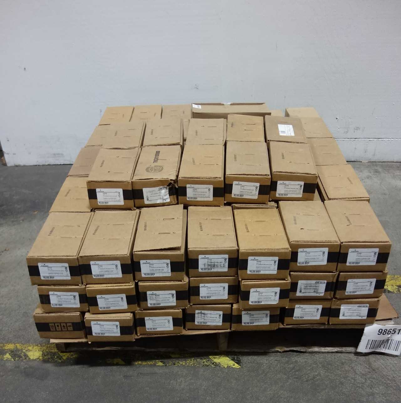 LOT OF ASSORTED EMERSON APPLETON CONDUIT ALUMINIUM COVERS - CONDUIT FITTING