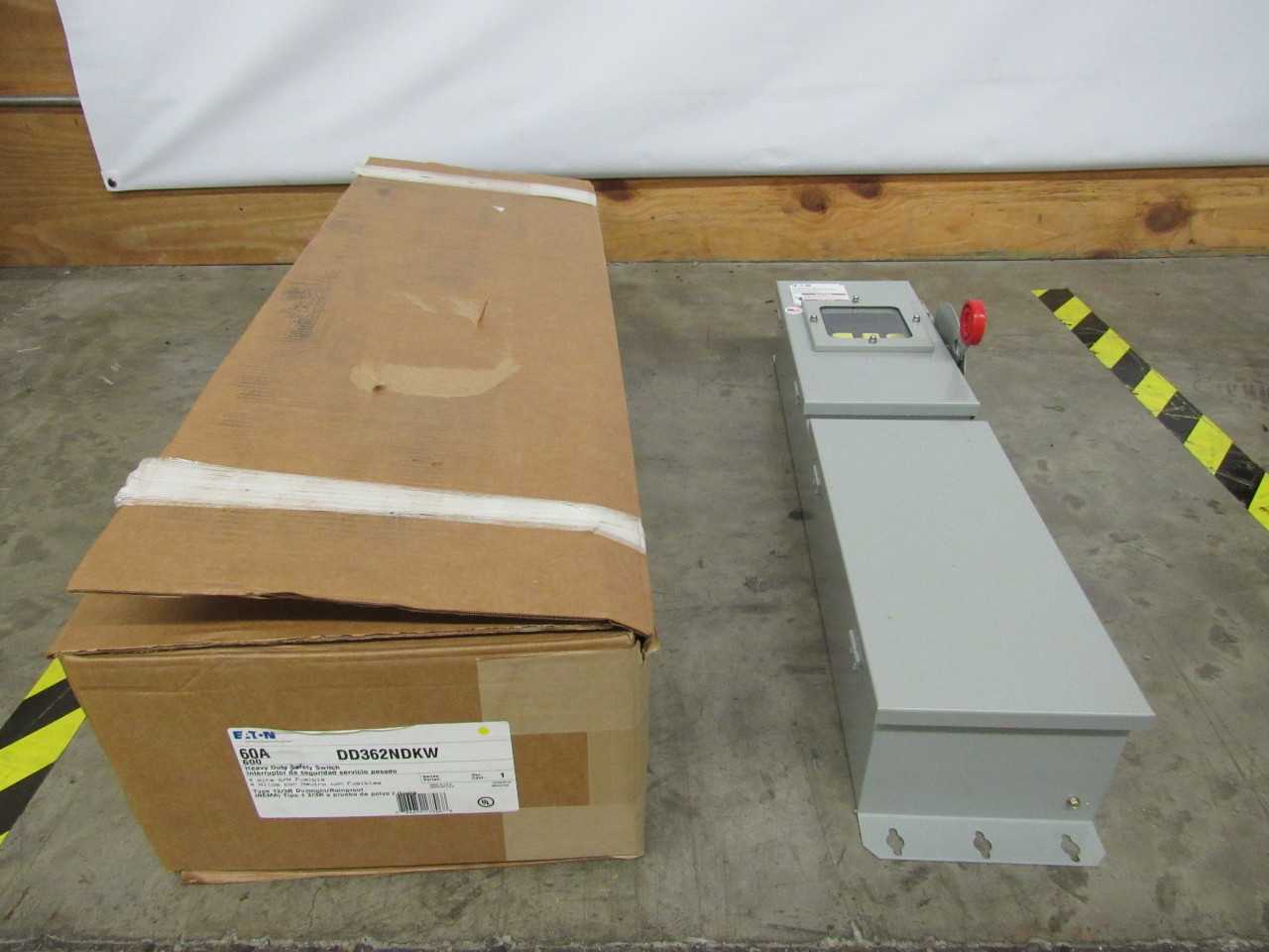 Quantity of 3x DD362NDKW Switches - ELECTRICAL COMPONENTS