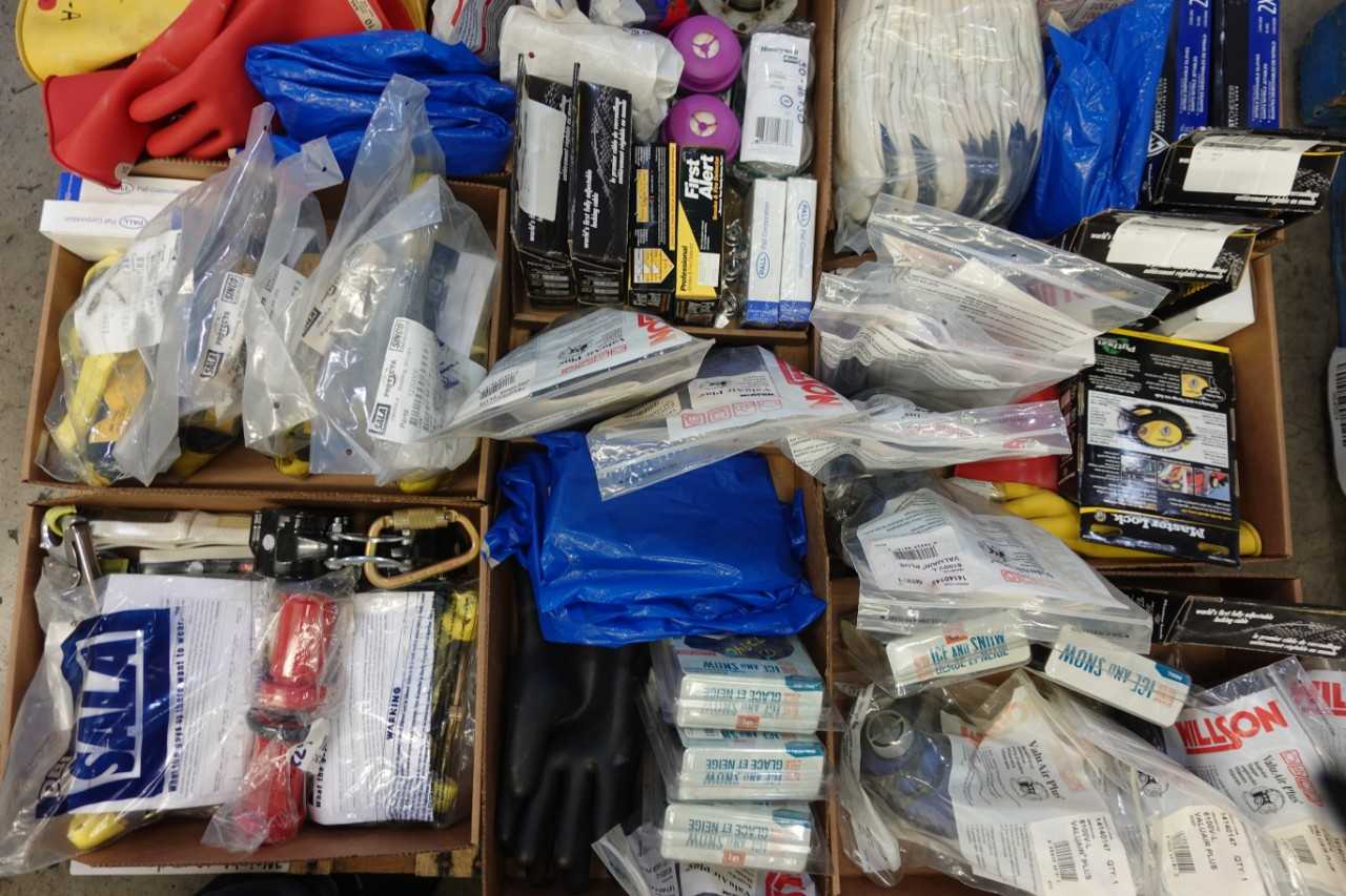 4 PALLETS OF ASSORTED SAFTETY EQUIPMENT - HAND TOOLS