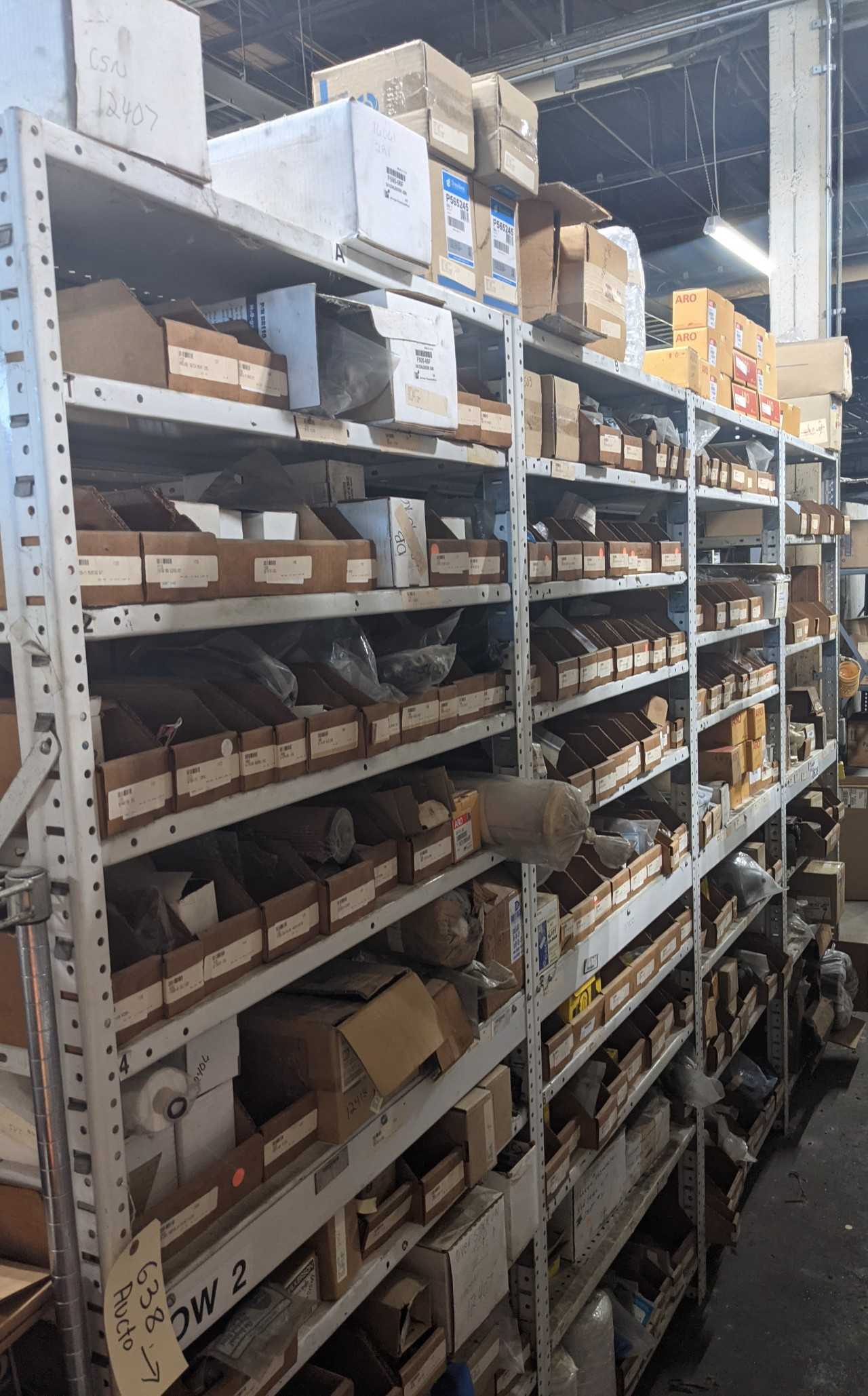 CONTENTS OF 4 SHELVES/ MRO (CONTENTS ON TOP OF SHELVES INCLUDED) - MISCELLANEOUS CONTENTS OF 4 SHELVES/ MRO (CONTENTS ON TOP OF SHELVES INCLUDED) - MISCELLANEOUS
