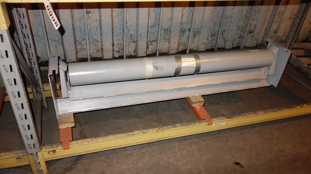 CONTENTS OF 8 RACK COLUMNS, STEEL REPLACEMENT PARTS - PALLET RACKING