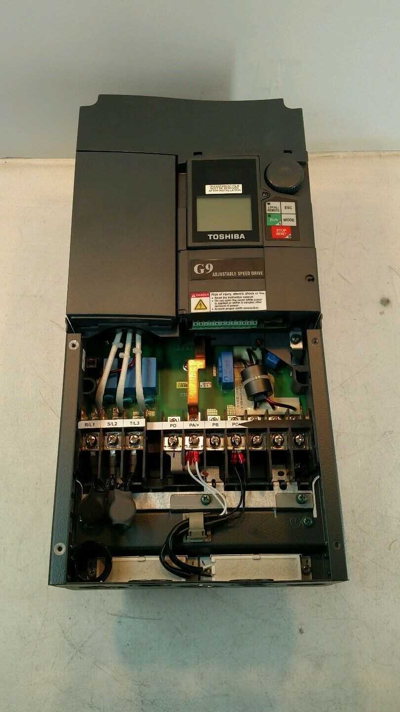 Toshiba VT130G9U4220 22kVA-20HP Transistor Inverter Drive - Used - Bench Tested - Drive Powers Up. Display Does Not Work - MOTOR DRIVES Toshiba VT130G9U4220 22kVA-20HP Transistor Inverter Drive - Used - Bench Tested - Drive Powers Up. Display Does Not Work - MOTOR DRIVES
