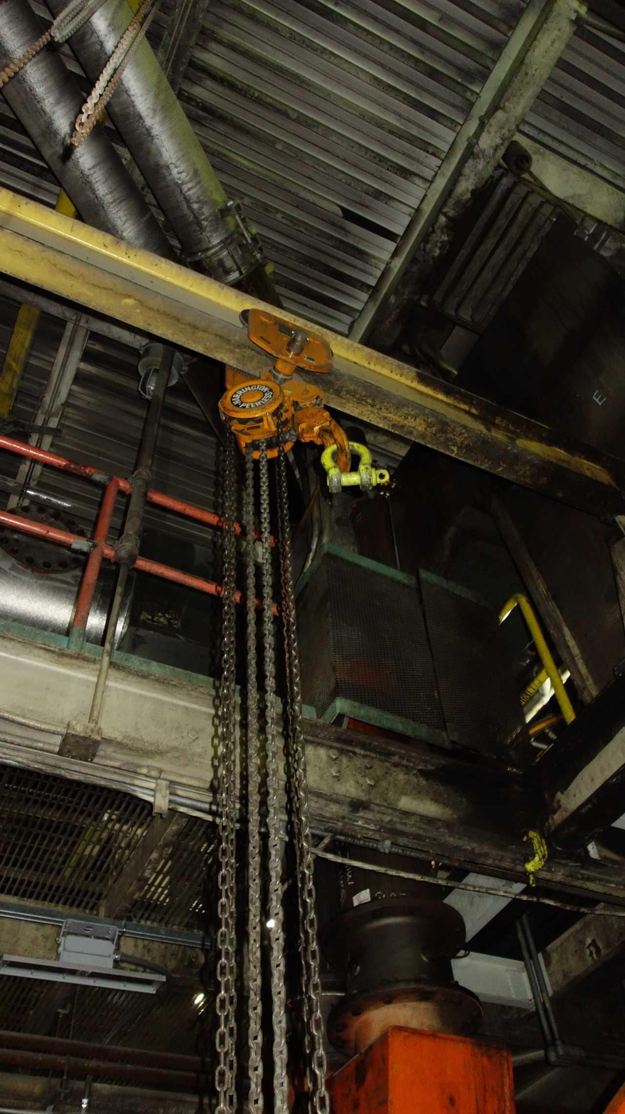 LOT OF 4 HARRINGTON 3 TON MANUAL CHAIN HOIST - MISCELLANEOUS