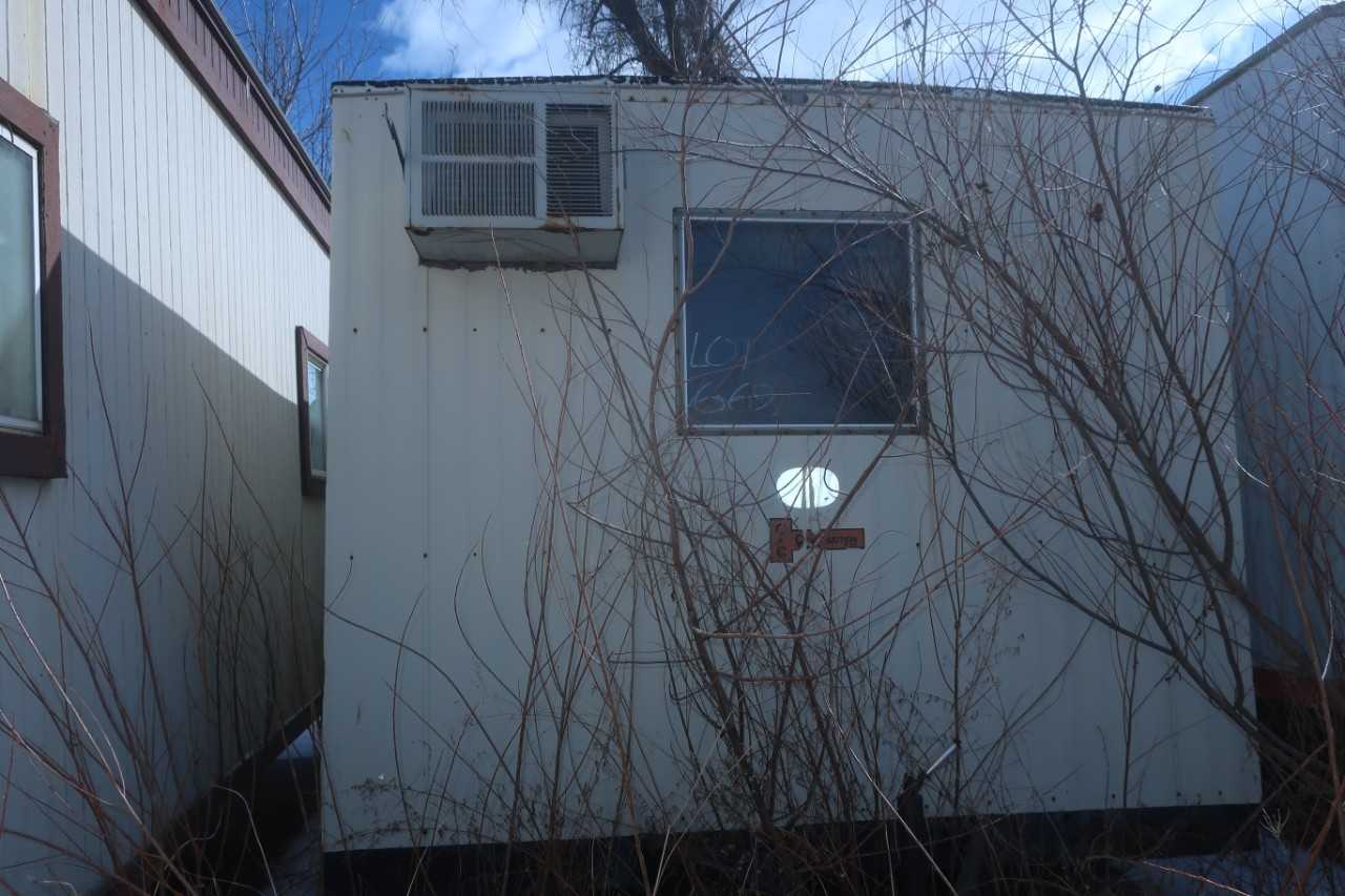 30FT X 10FT OFFICE TRAILER WITH A/C UNIT - TOOL STORAGE