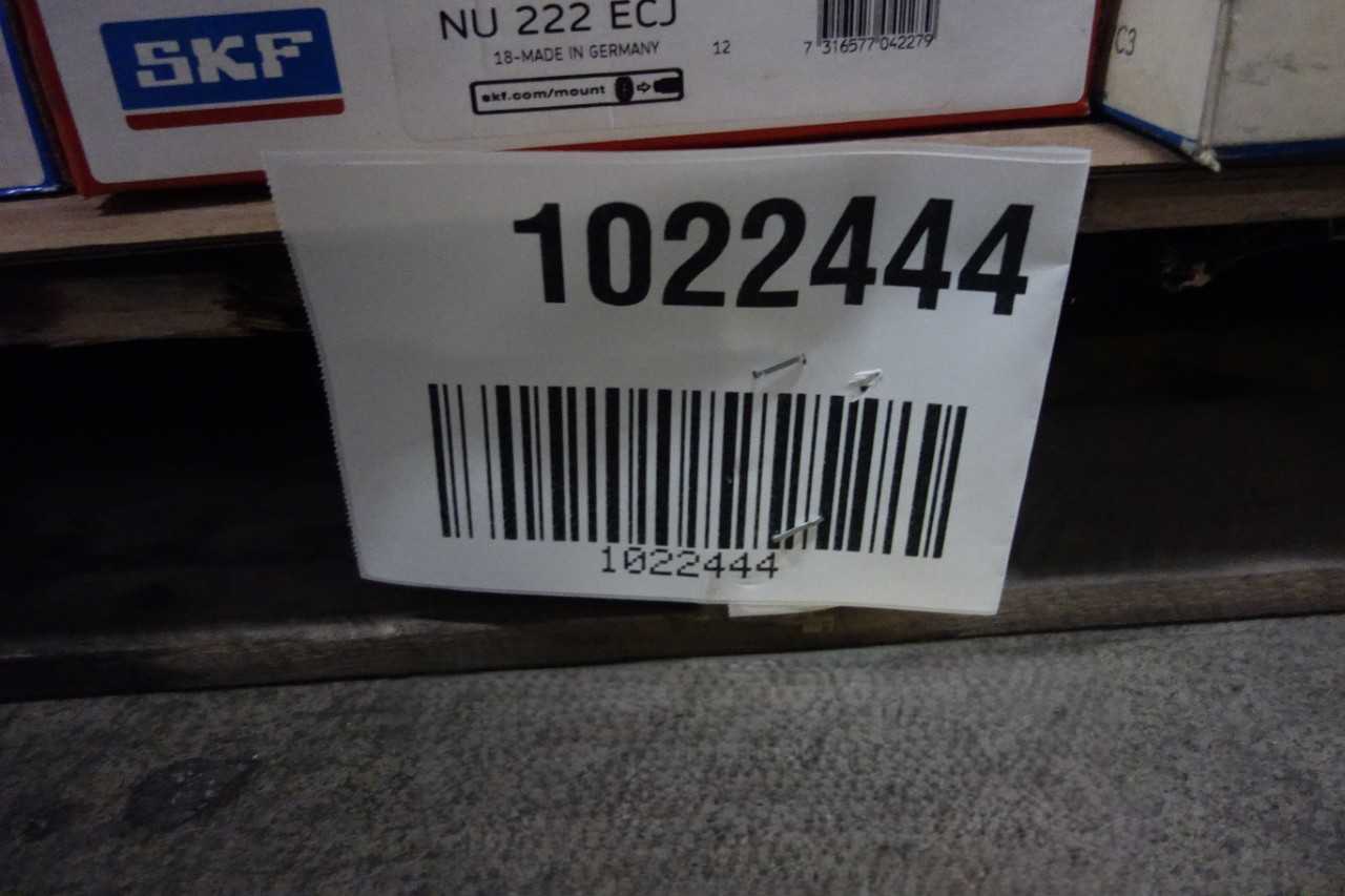 LOT OF ASSORTED SKF BEARINGS - BEARINGS