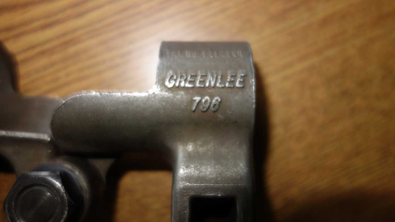 GREENLEE 796 RATCHET CABLE BENDER SET - HAND TOOLS