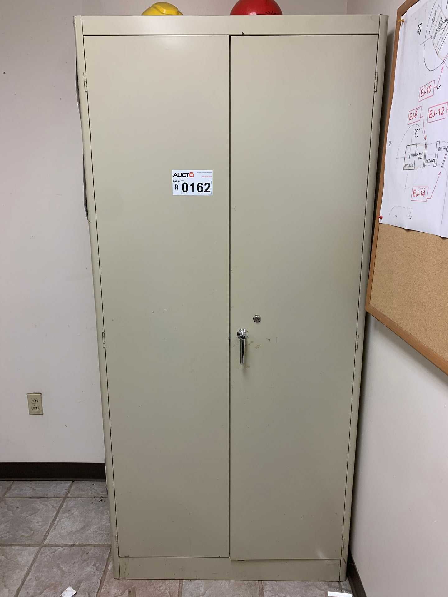 Metal Cabinets - TOOL STORAGE Metal Cabinets - TOOL STORAGE