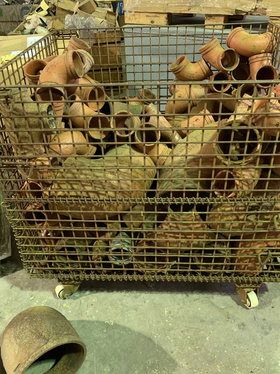 CRATE OF VICTAULIC PIPE FITTINGS ELBOWS TEES - PROCESS EQUIPMENT