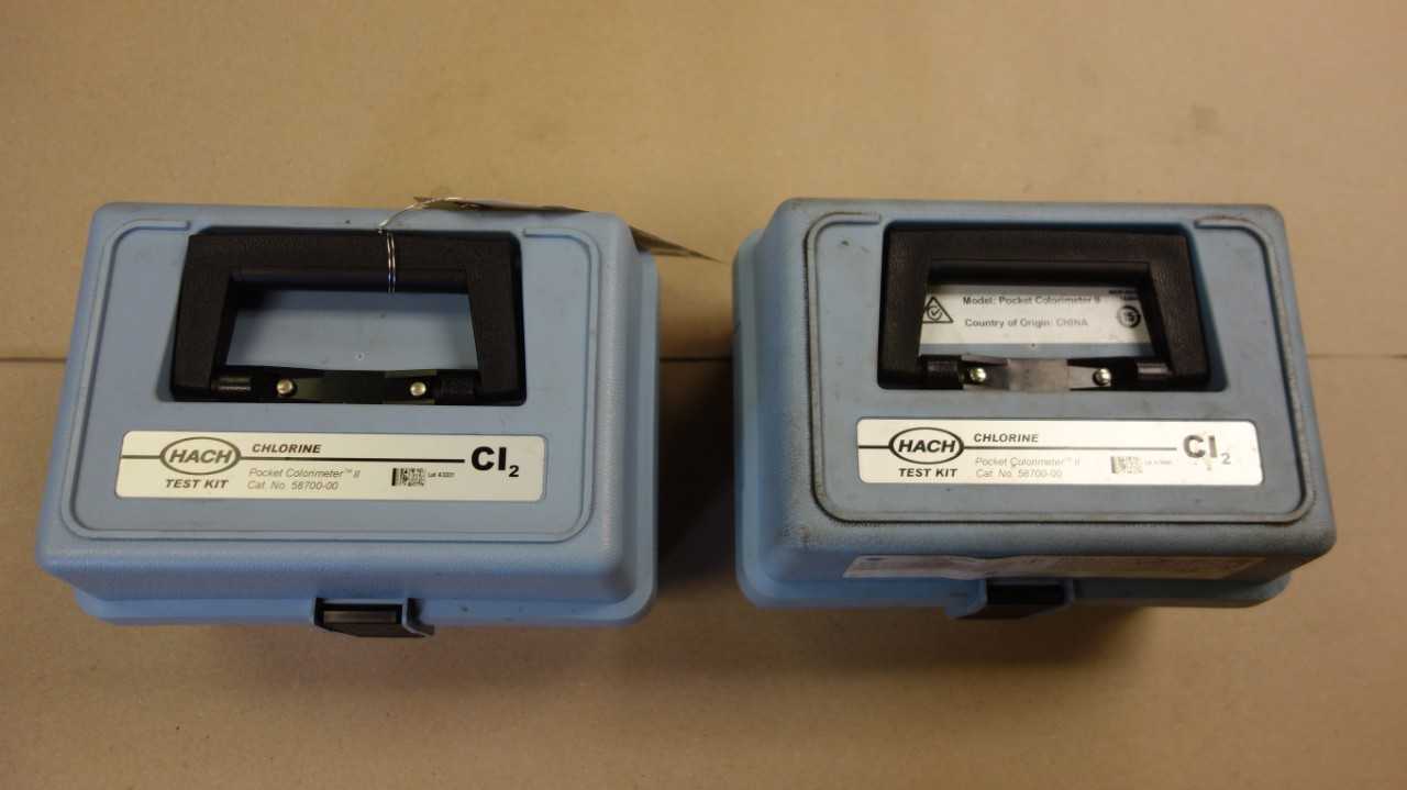 LOT OF 2 HACH POCKET COLRIMETER 2 CHLORINE TEST KIT - LAB & SCIENTIFIC