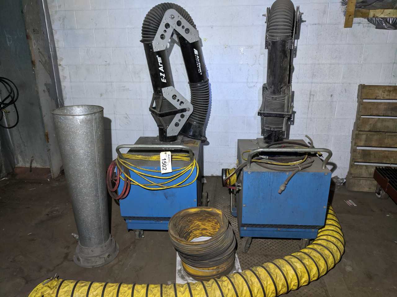 LOT OF 2 AIRFLOW SYSTEMS PCH1-BI DUST COLLECTORS - DUST COLLECTOR LOT OF 2 AIRFLOW SYSTEMS PCH1-BI DUST COLLECTORS - DUST COLLECTOR
