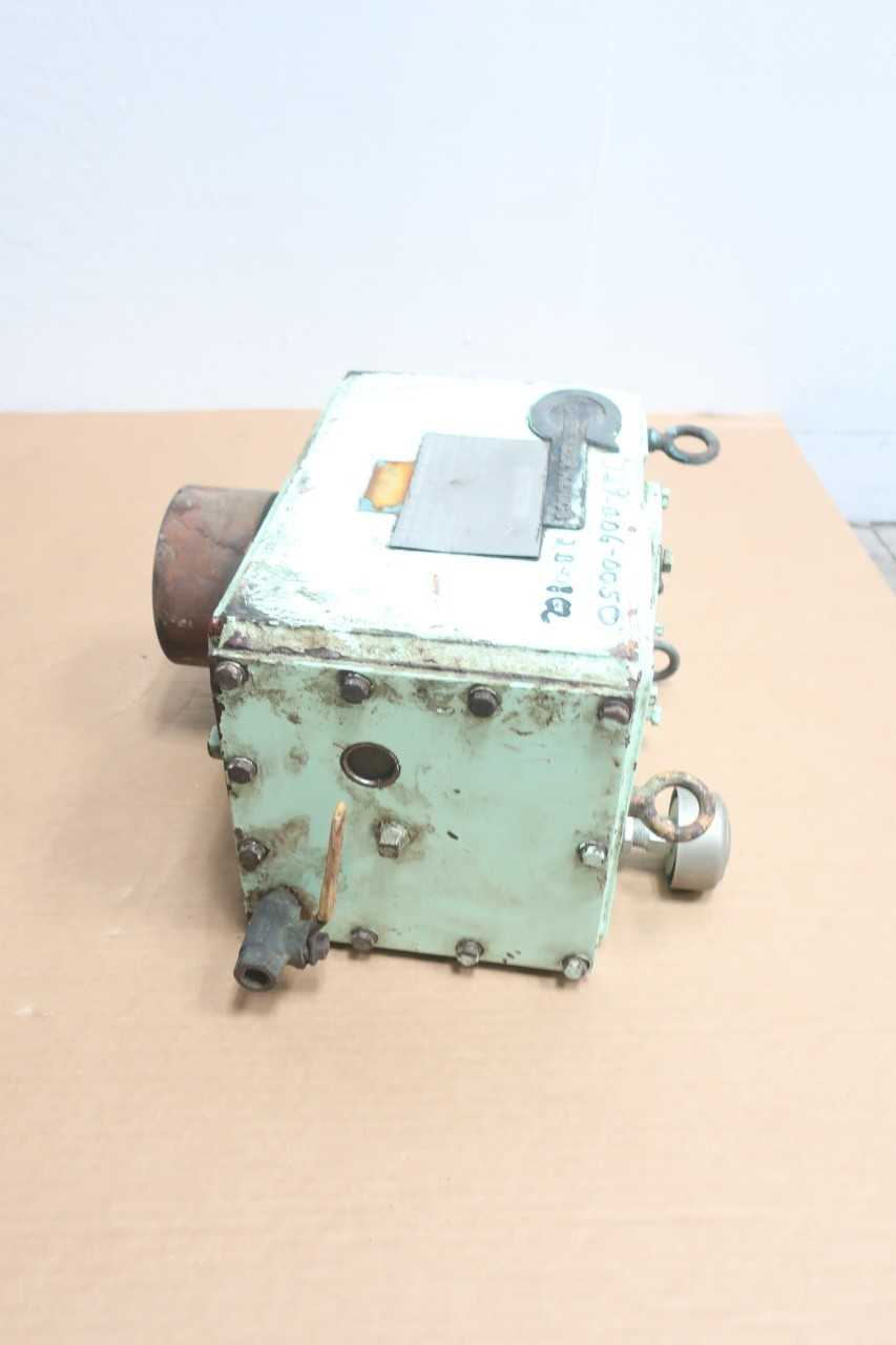 CHEMINEER 1HTD-1.5 RIGHT ANGLE GEAR REDUCER - GEAR REDUCERS