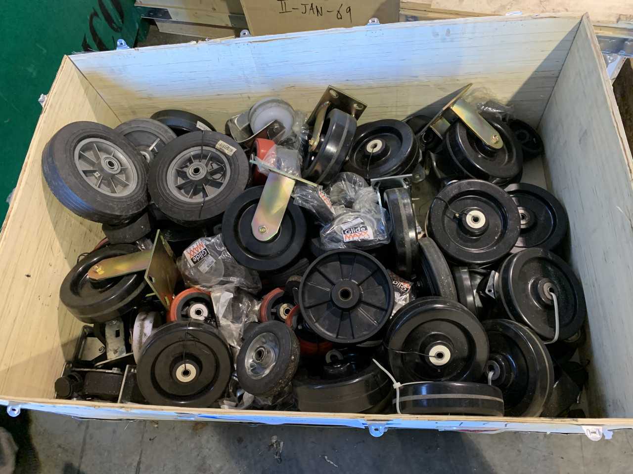 CRATE OF INDUSTRIAL CASTERS WHEELS VARIOUS SIZES - INDUSTRIAL PARTS