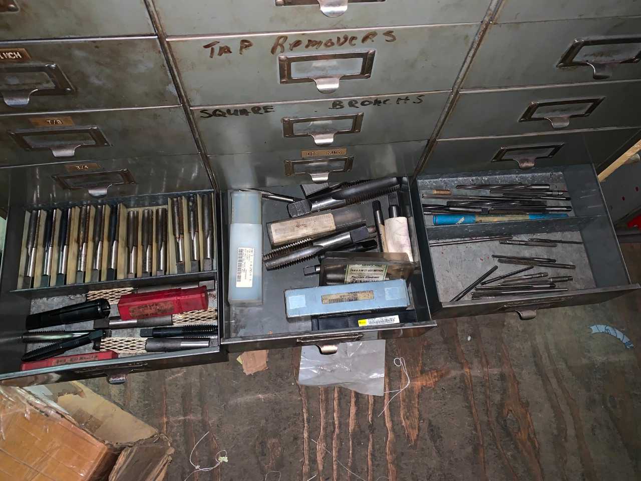 Metal Organizer filled with Taps - INDUSTRIAL PARTS
