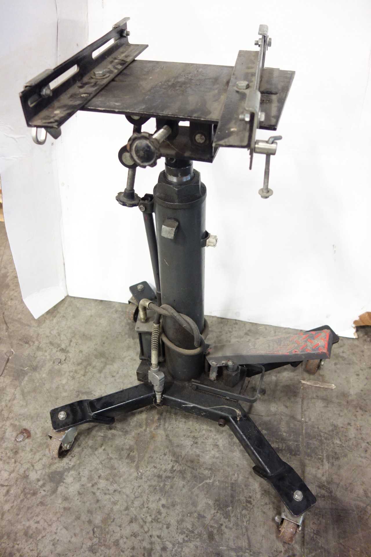 WESTWARD AIR/HYDRAULIC TRANSMISSION JACK - PLANT & FACILITY