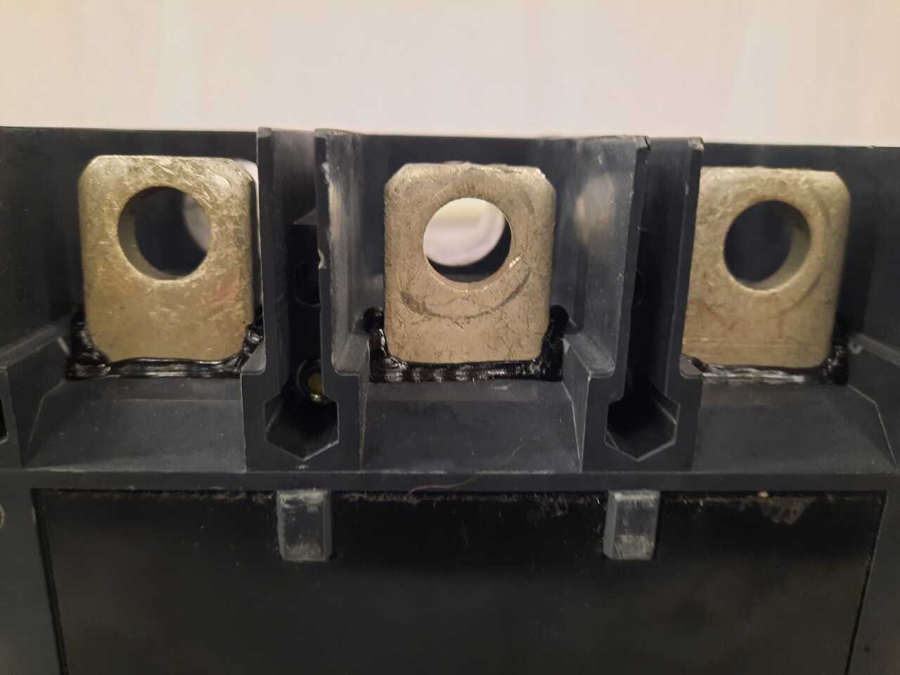 Quantity of 1x LGH3630NN MCCB/Molded Case Circuit Breaker - CIRCUIT BREAKERS