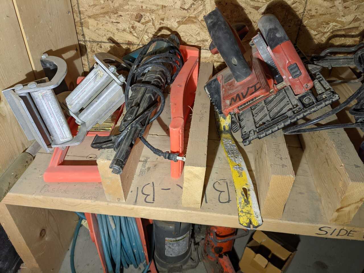 Lot of Miscellaneous electric tools - ELECTRIC POWER TOOLS
