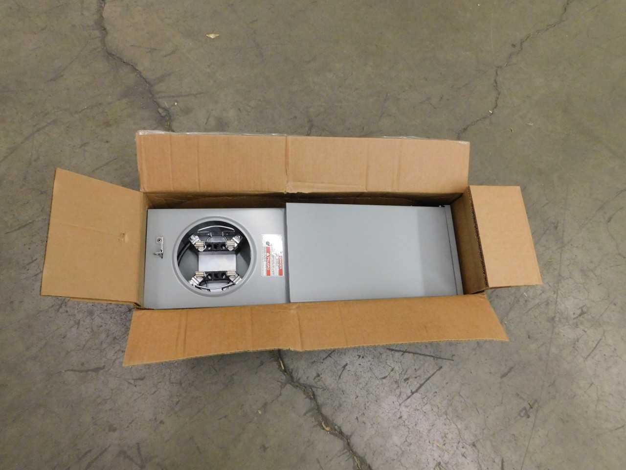 Lot of 2 Power Outlet Panels - AUTOMATION & CONTROLS