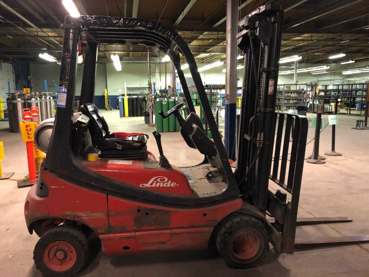 Linde Counterbalance Forklift - FORKLIFTS