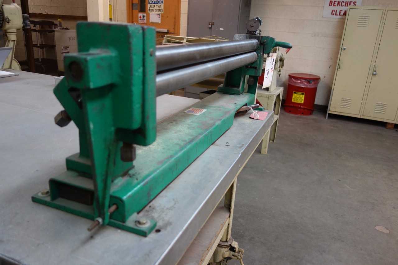 Tennsmith SR 36 Manual Slip Roller - PUMPS