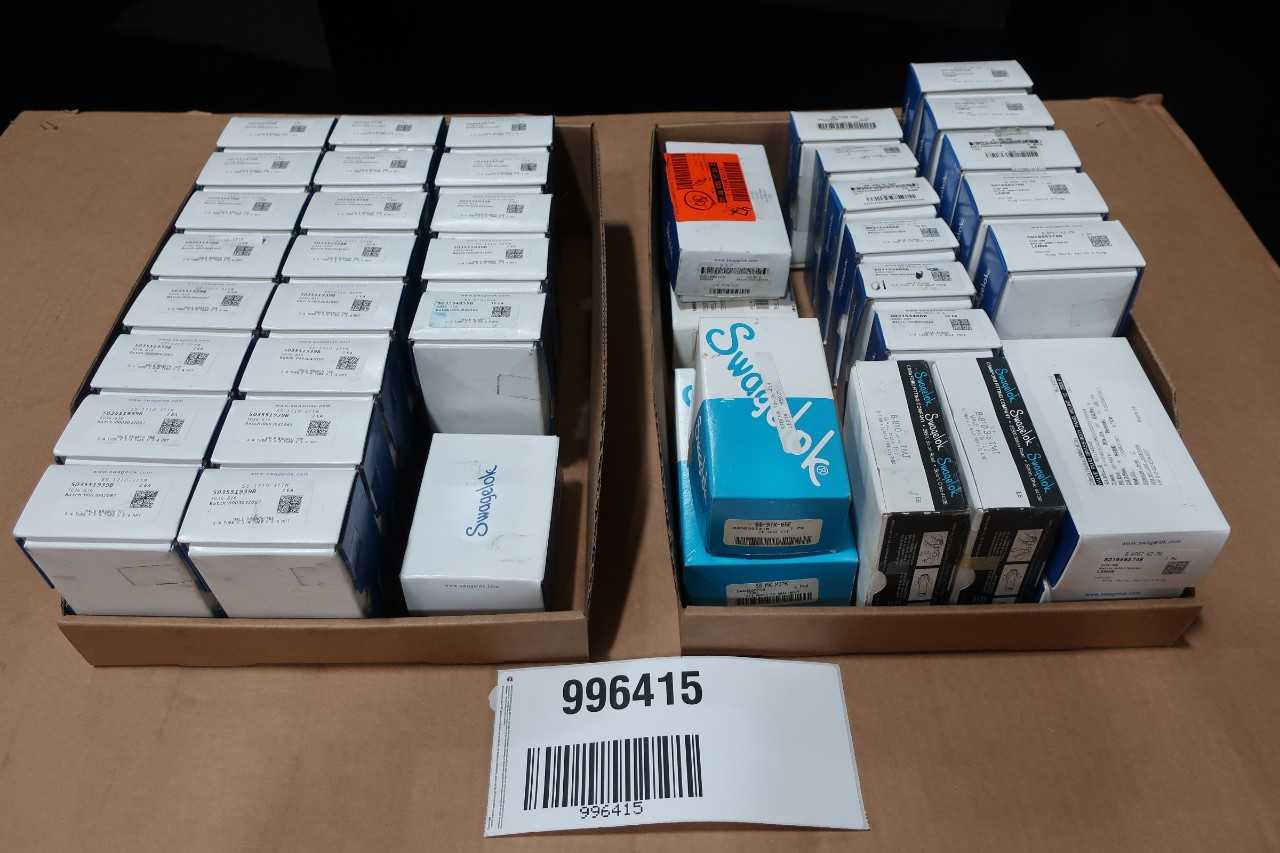 LOT OF ASSORTED SWAGELOK FITTINGS - PROCESS EQUIPMENT