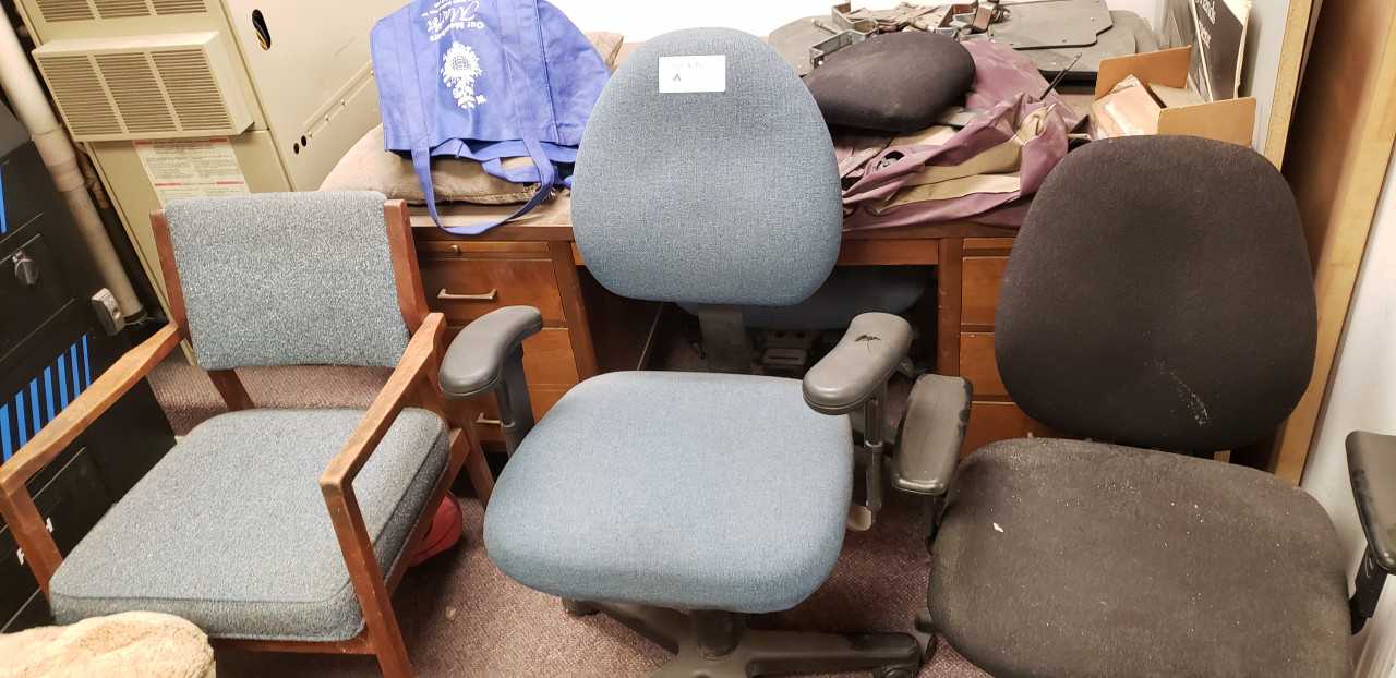 (5) Chairs - MISCELLANEOUS (5) Chairs - MISCELLANEOUS