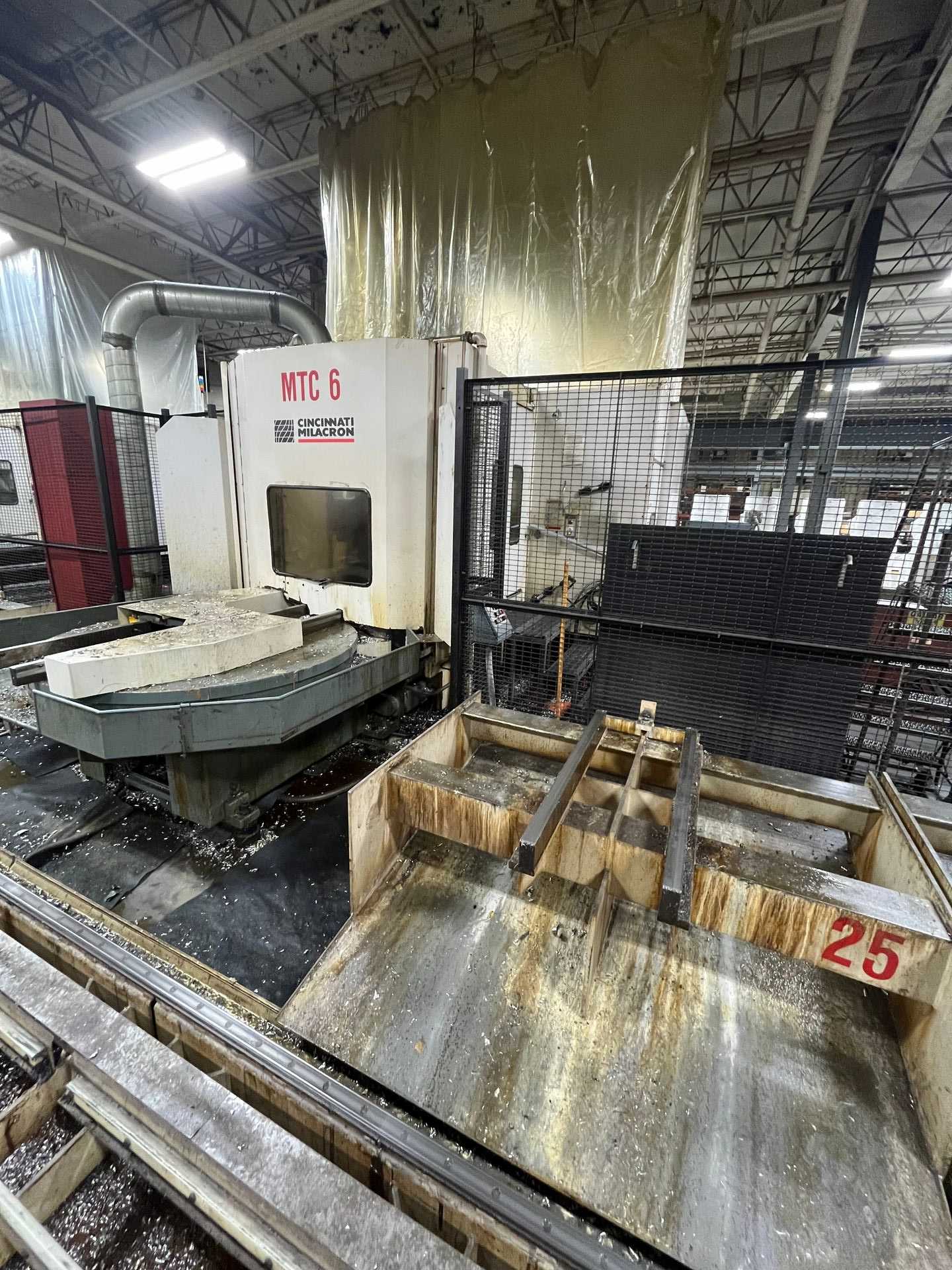 1995 Cincinnati Milacron T-35 5 Axis Horizontal Machining Center w/Siemens Acramatic 950 Control - CNC MACHINING CENTERS