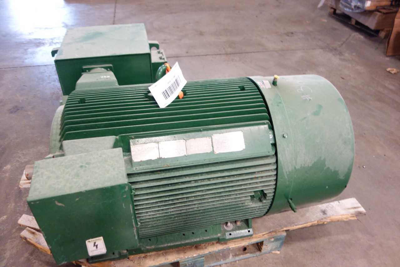 SIEMENS INDUCTION ELECTRIC MOTOR - ELECTRIC MOTORS