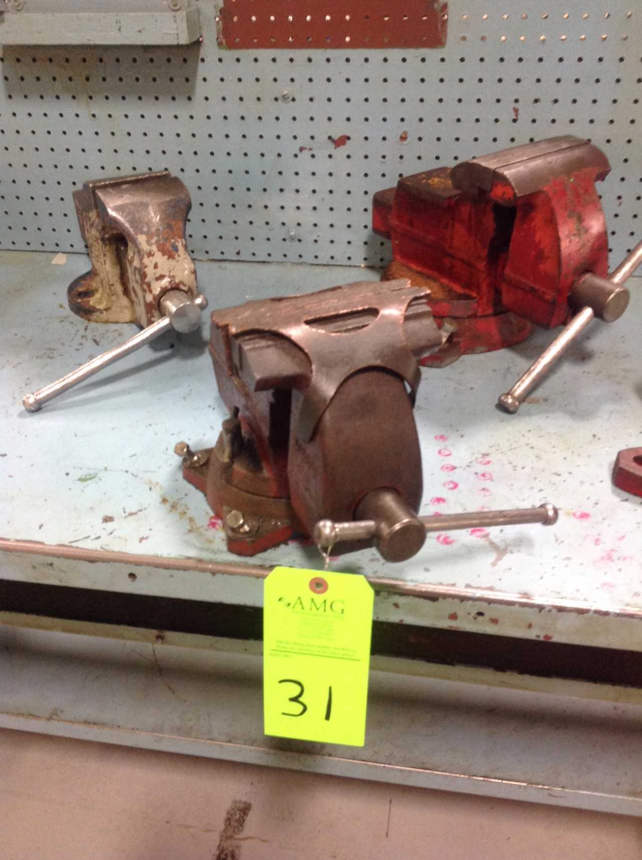 Lot of (6) Various sized bench Vises - ELECTRIC POWER TOOLS