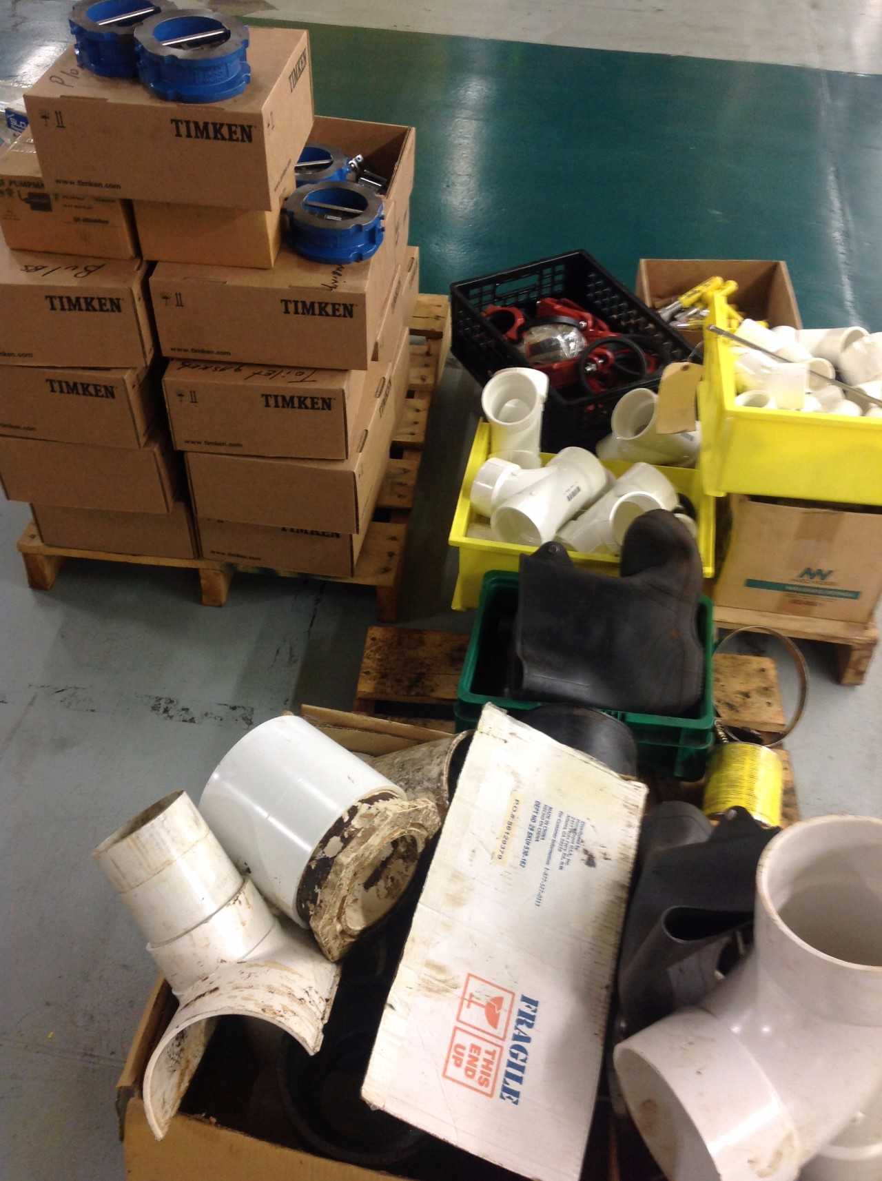 Lot of Plumbing supplies - INDUSTRIAL PARTS
