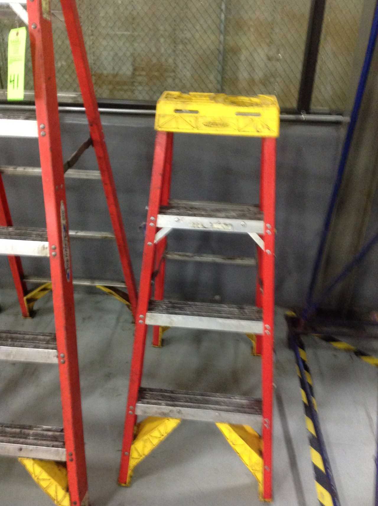 Lot of (5) various sized A-Frame Fiberglass Ladders - PLANT & FACILITY