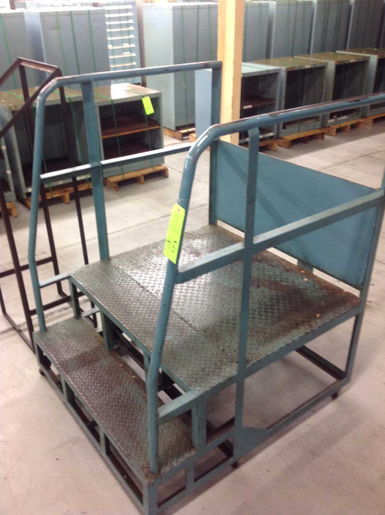 Portable Platform w/ Metal framed stand - PLANT & FACILITY
