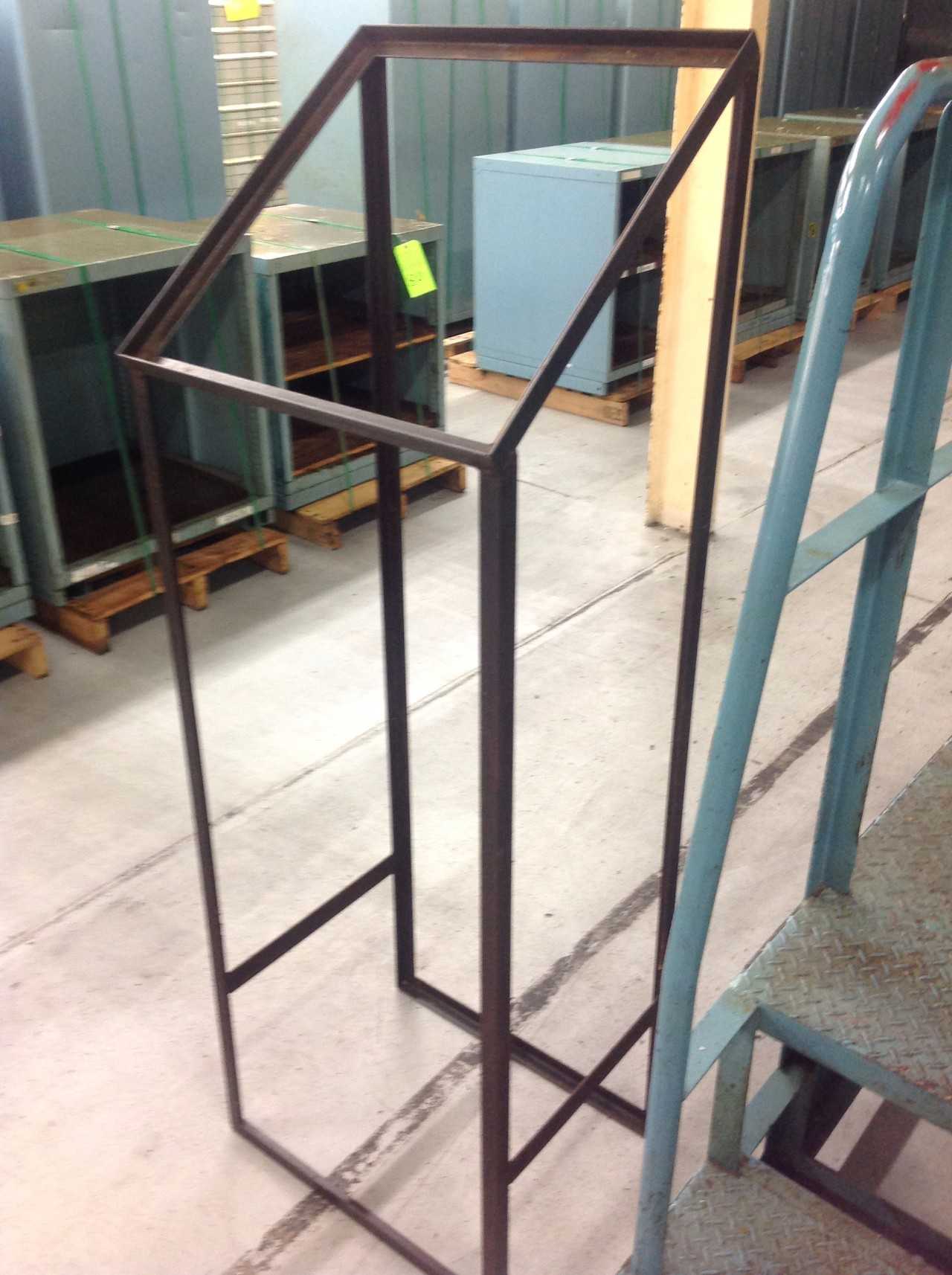 Portable Platform w/ Metal framed stand - PLANT & FACILITY