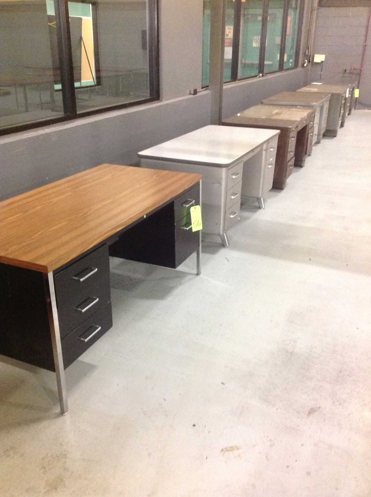 Lot w/ (6) Metal Desks - MISCELLANEOUS