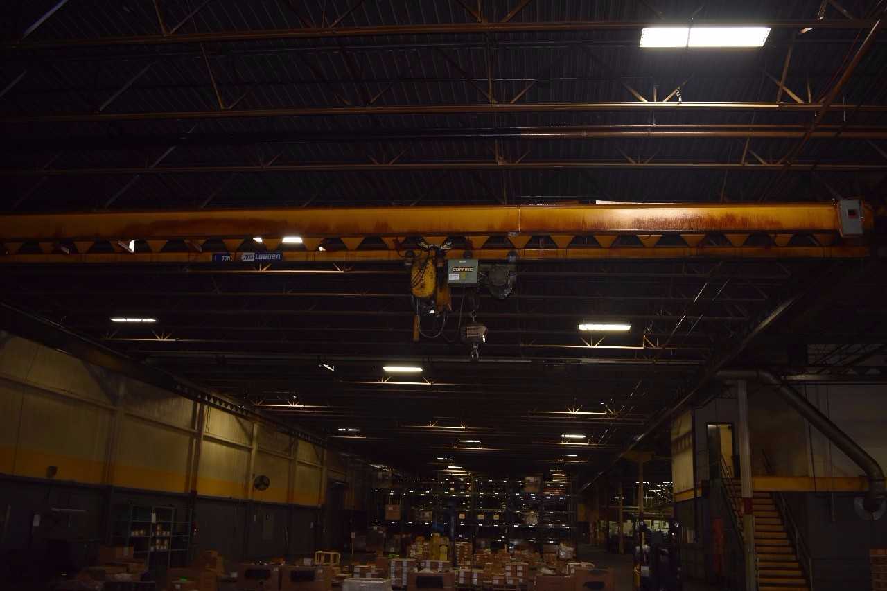 Coffing 1Ton crane hoist w/ P&H pendant Controller - LIFTING EQUIPMENT