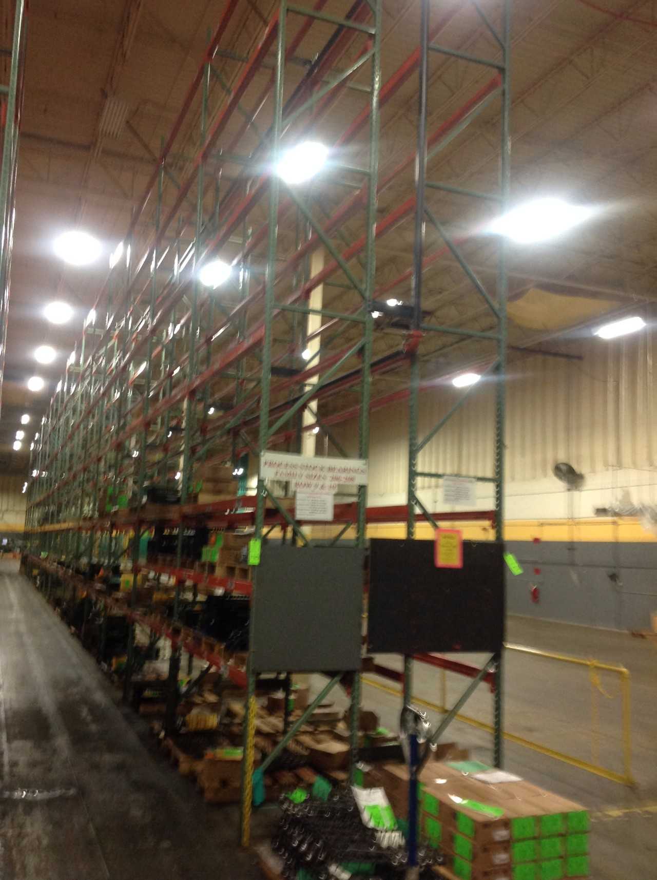 Lot of Steel Racking, Row 10-11, Rack 10-488,040 lbs weight cap. - PALLET RACKING