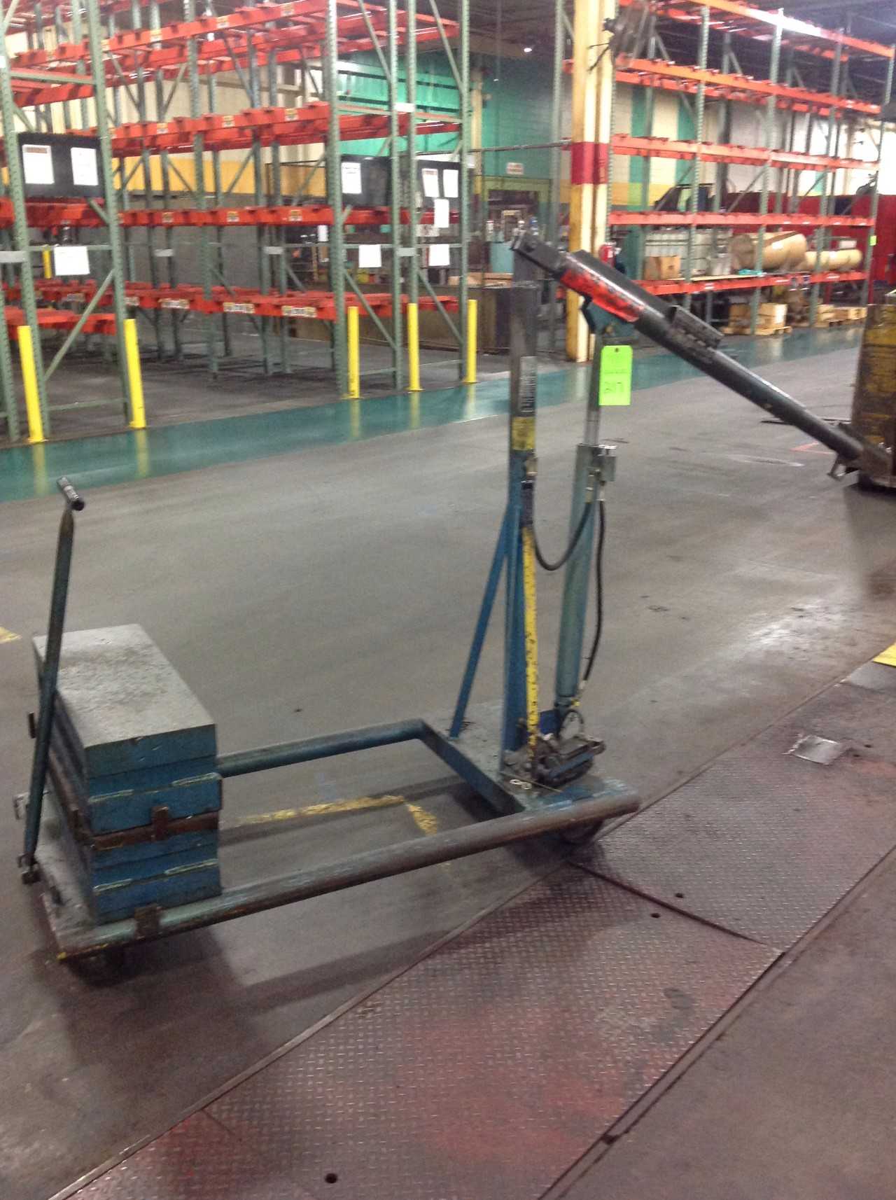 Ruger hydraulic 1000 lbs capacity portable extension boom.  - LIFTING EQUIPMENT