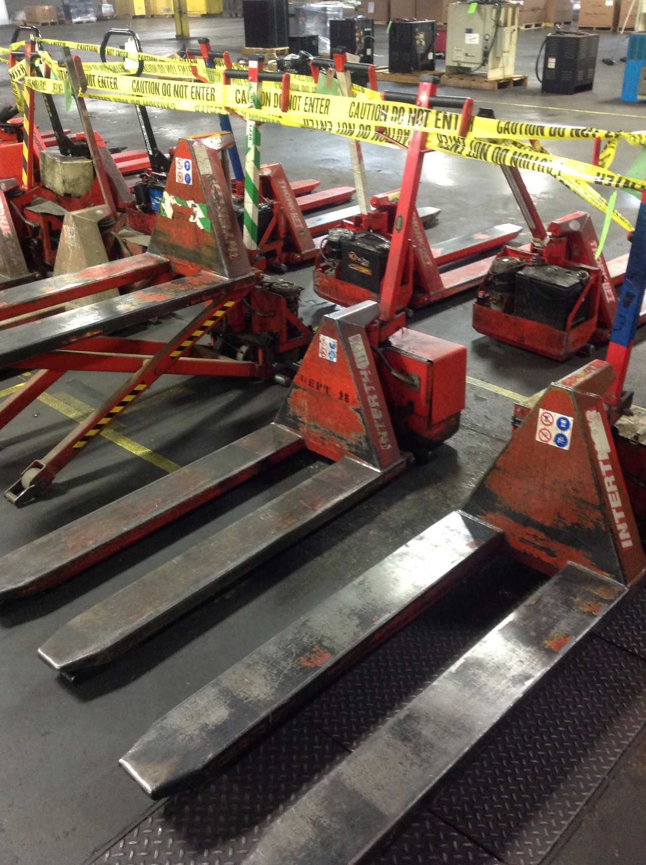 Lot of (8) Electric Lifts, 2,200lbs cap. Thork-Lift, Scissor Pallet lifts - MANUAL PALLET JACKS