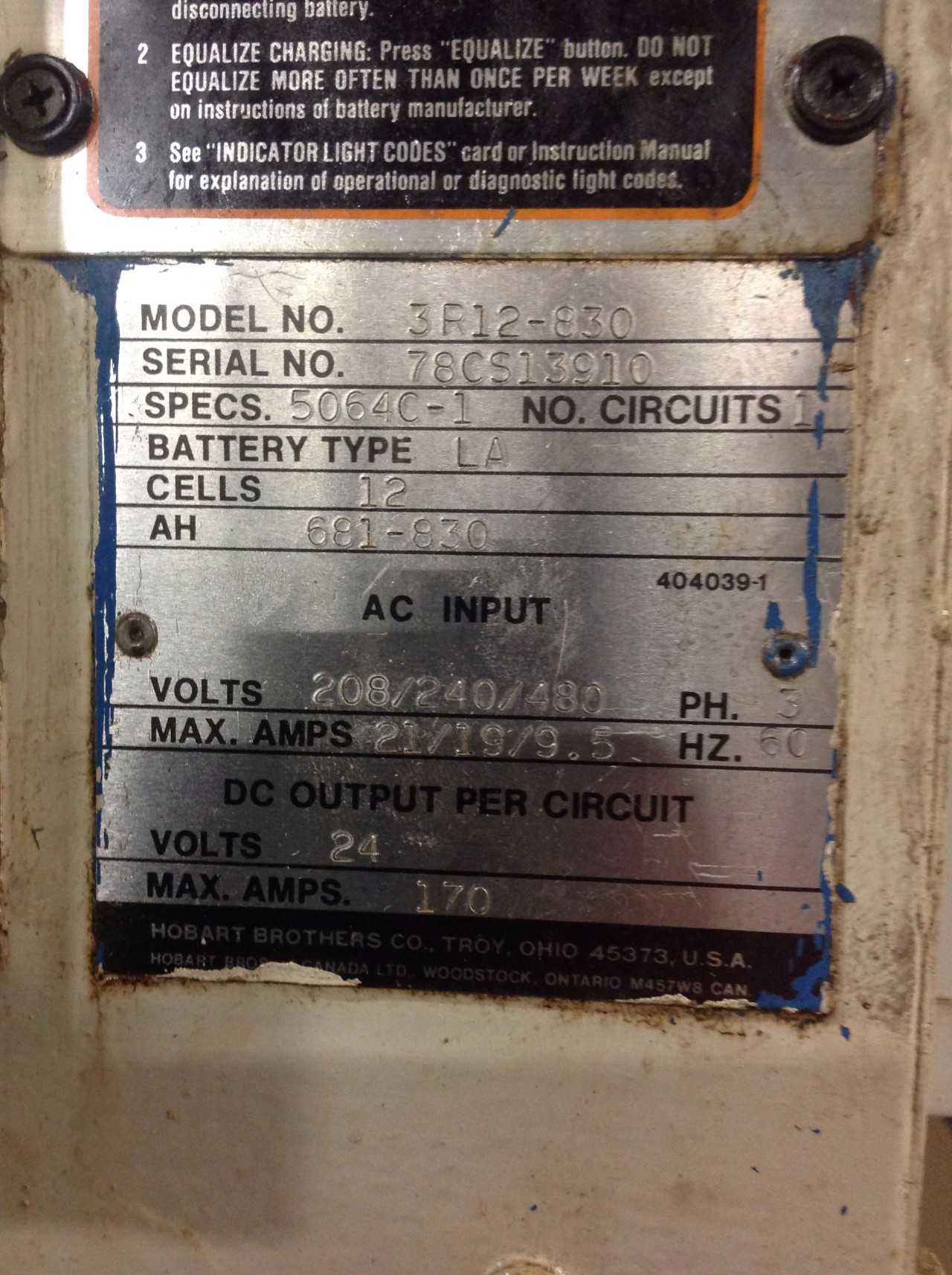 LOt Battery stands with Batteries and charger - ELECTRICAL COMPONENTS