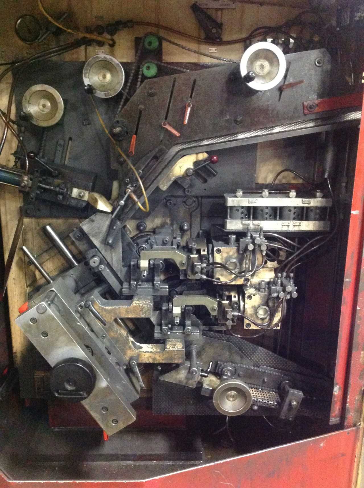 Thielenhaus Microfinish Model KM-130-A2A CNC hone - MACHINING ACCESSORIES & TOOLING