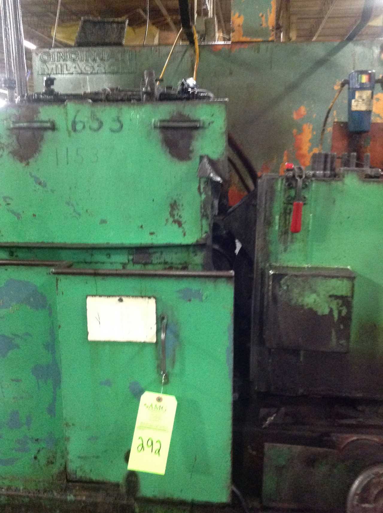 Cincinnati microcentric Chucking grinder, Model DE, type N base. - GRINDING MACHINES
