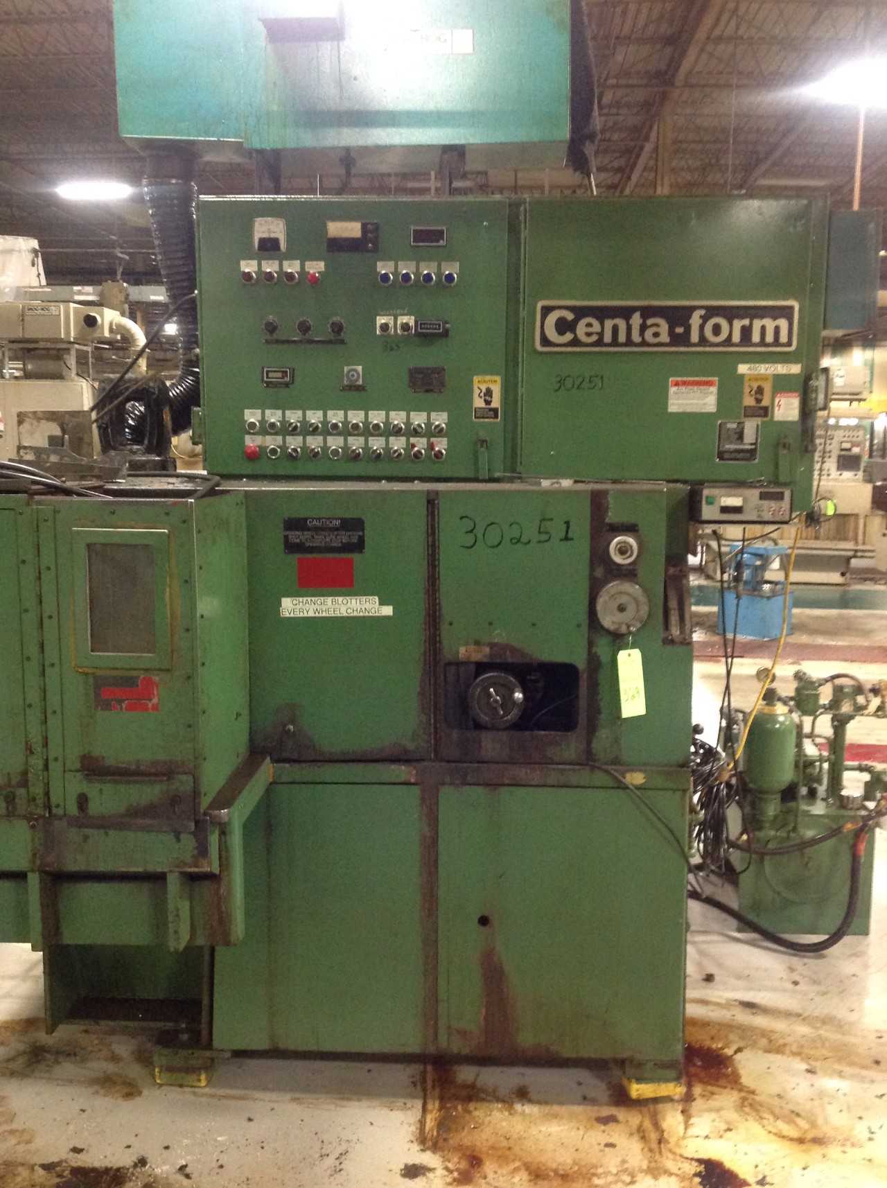Bryant Centraform OD Grinder, s/n:F-14598, Smog hog mist collector - GRINDING MACHINES
