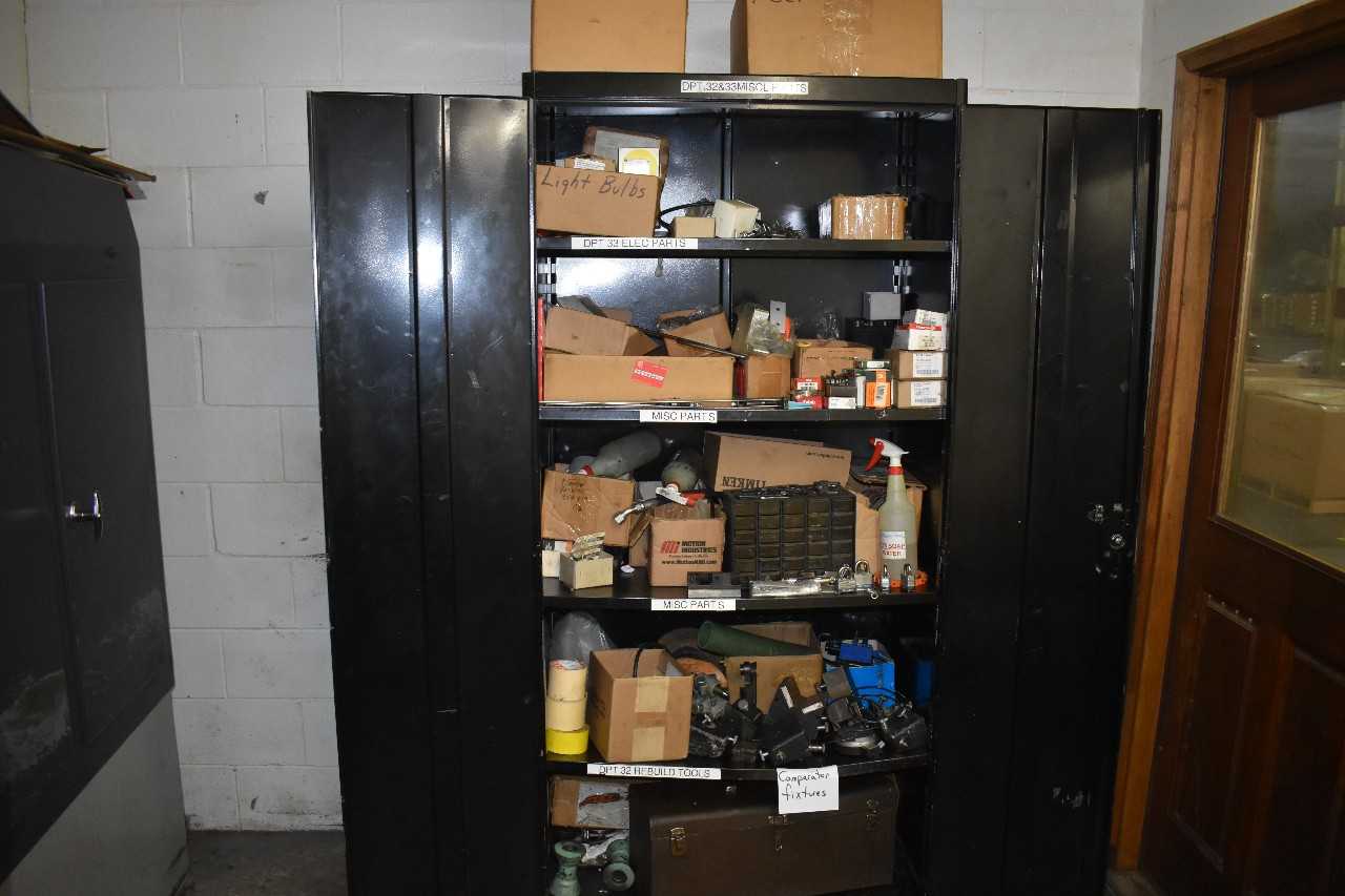 Jones and Lamson Epic 130 30" Optical comparitor  - PROCESS EQUIPMENT