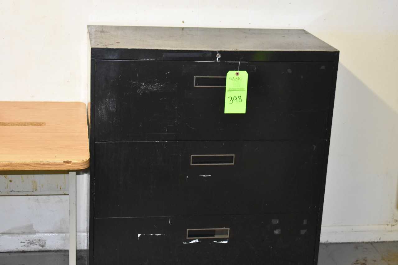 Comparitor room w/contents, Desk, 3 Lateral file cabinets, Shelve, Cabinet - PLANT & FACILITY