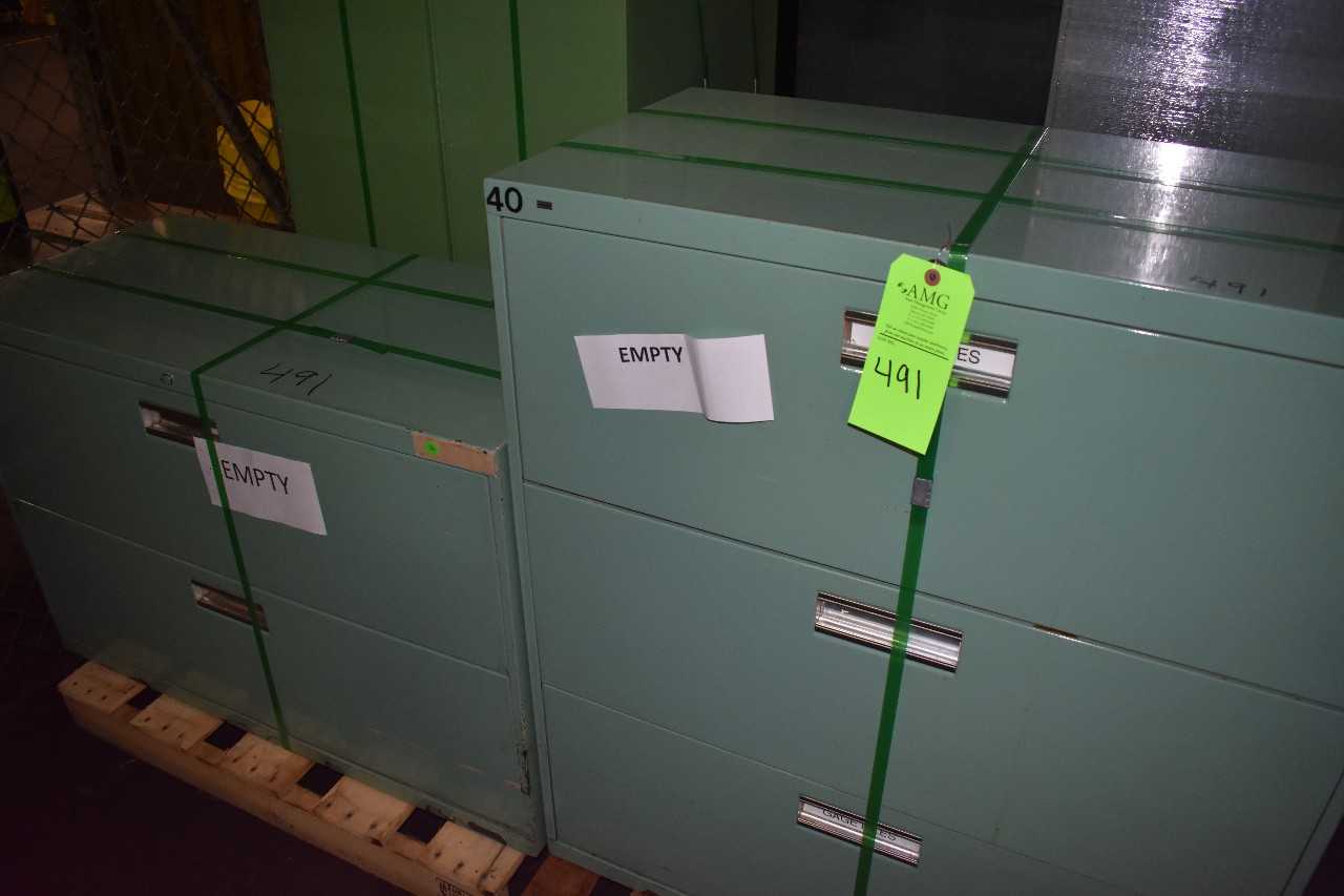 Lot of (2) Metal office filing Cabinets - MISCELLANEOUS