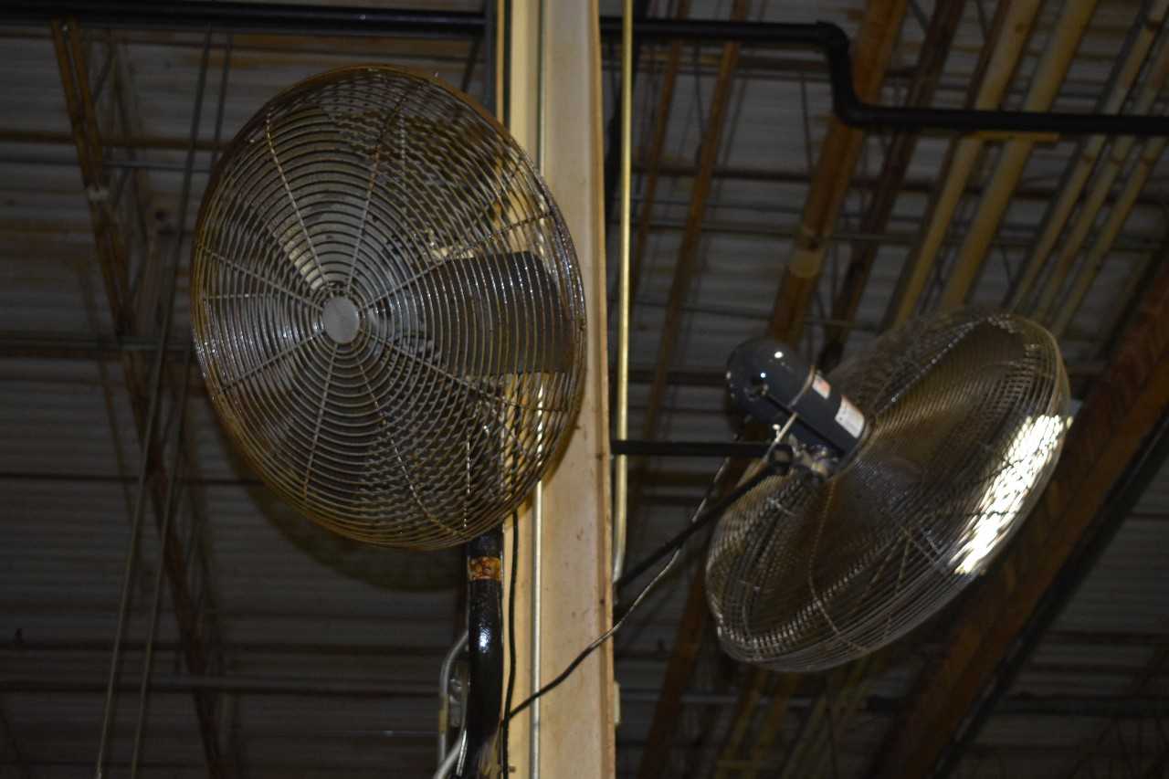 Lot of (16) Industrial wall mount Fans - MISCELLANEOUS