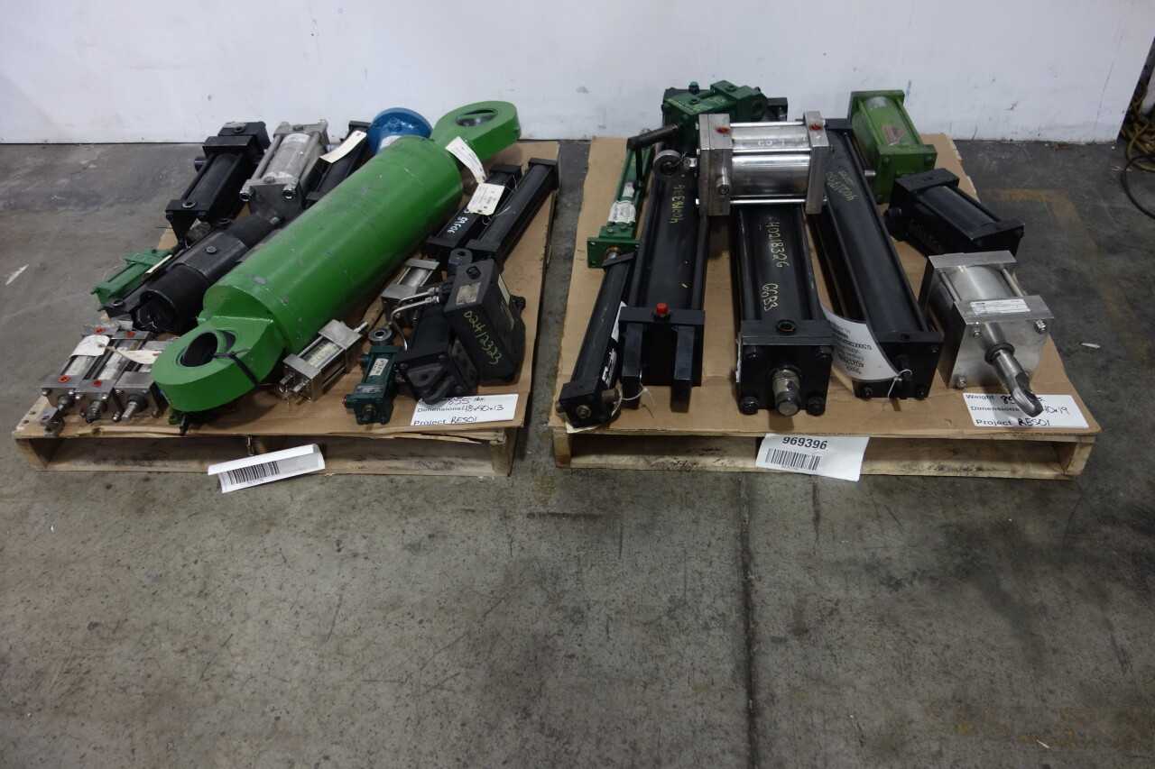2 PALLETS OF ASSORTED HYDRAULIC AND PNEUMATIC CYLINDERS - PNEUMATIC CYLINDERS & ACTUATORS