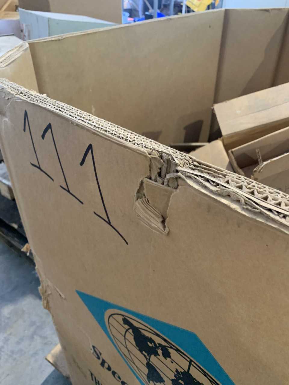 CRATE OF MISC. ELECTRICAL AUTOMATION EQUIPMENT ETC. - ELECTRICAL COMPONENTS